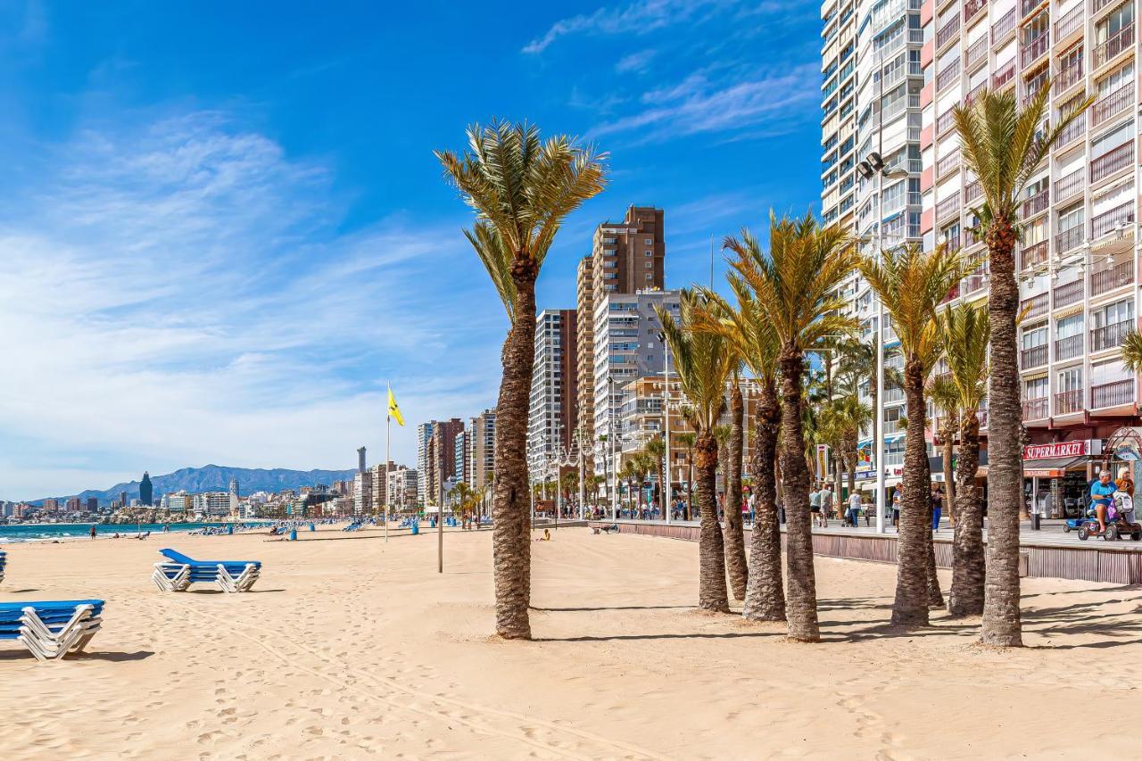 Virginia Levante Beach Apartments Benidorm Bagian luar foto