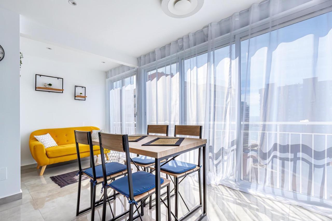Virginia Levante Beach Apartments Benidorm Bagian luar foto