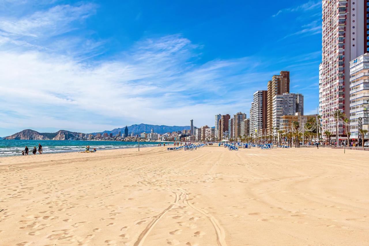 Virginia Levante Beach Apartments Benidorm Bagian luar foto