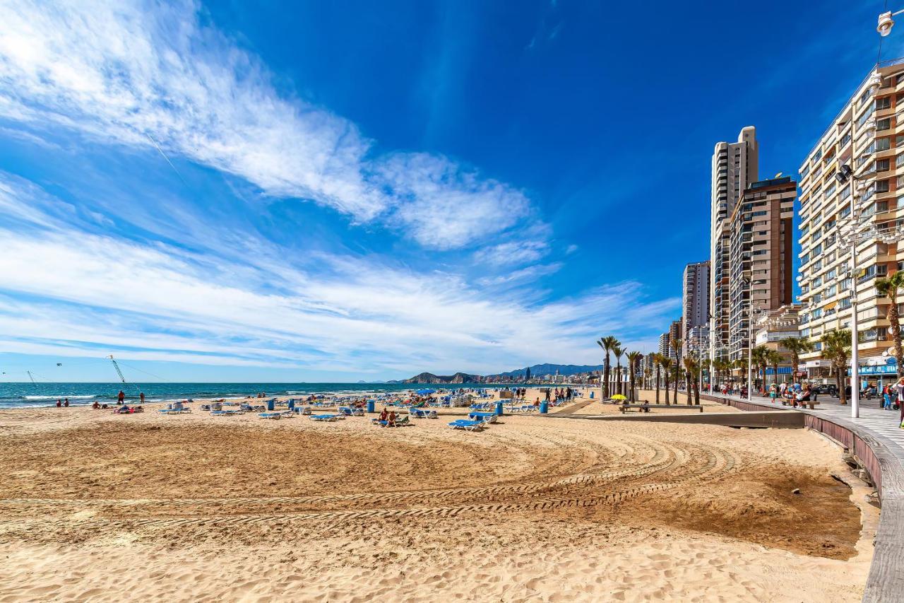 Virginia Levante Beach Apartments Benidorm Bagian luar foto
