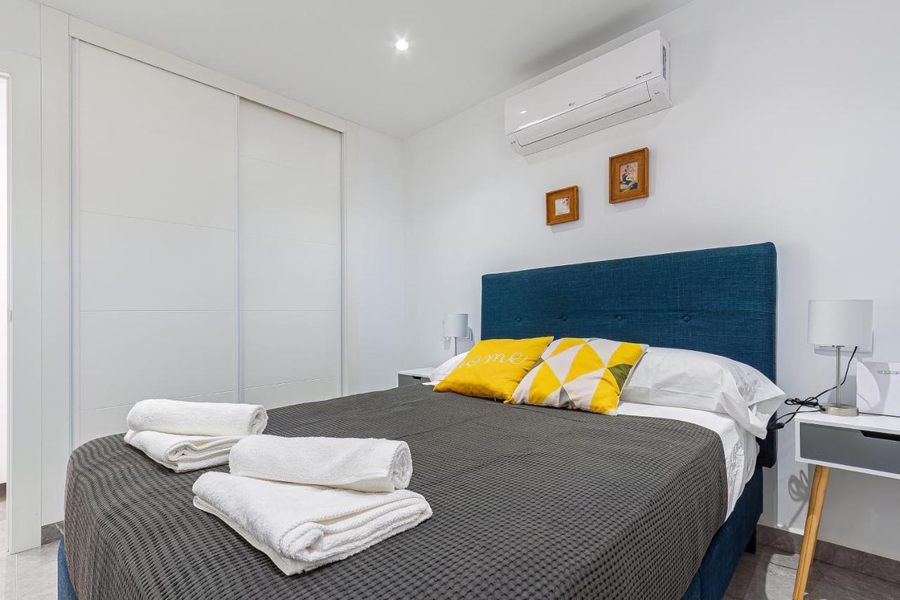 Virginia Levante Beach Apartments Benidorm Bagian luar foto