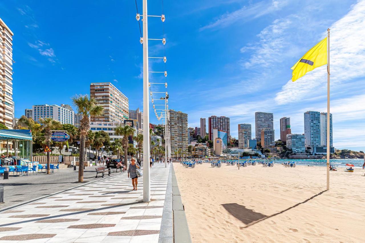 Virginia Levante Beach Apartments Benidorm Bagian luar foto