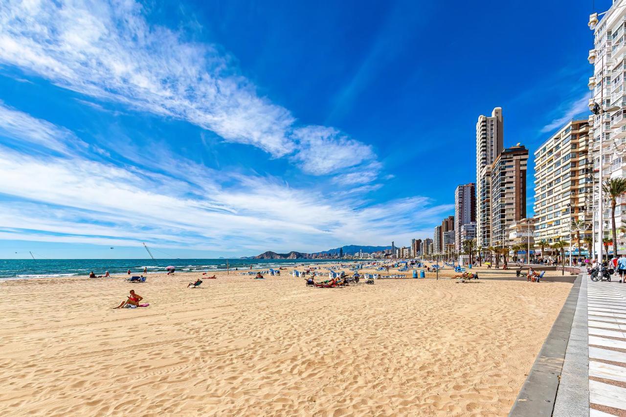 Virginia Levante Beach Apartments Benidorm Bagian luar foto