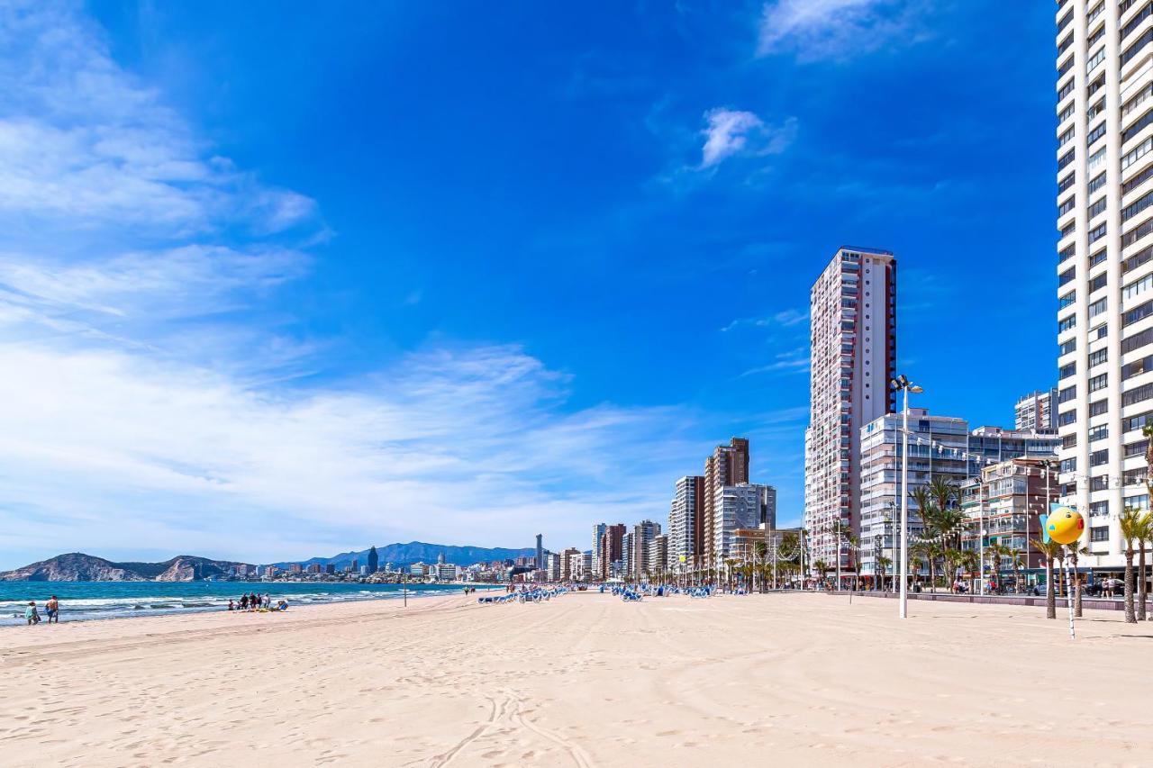 Virginia Levante Beach Apartments Benidorm Bagian luar foto
